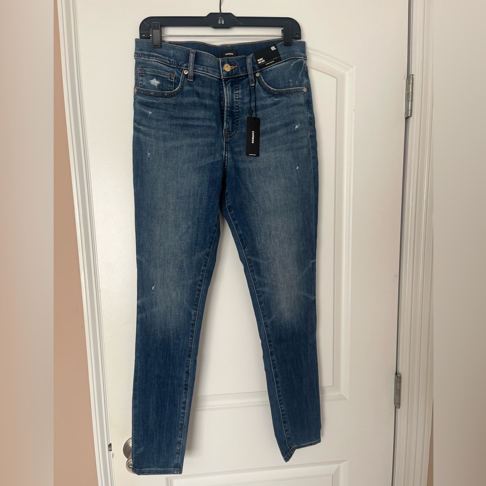 New with tags Express jeans